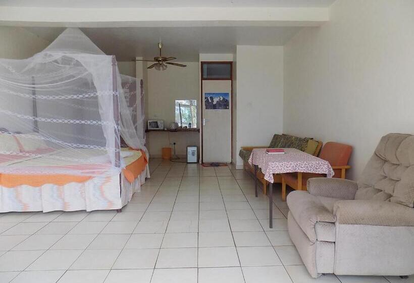 اتاق استاندارد, Sunrise Apartments Hotel Fort Portal