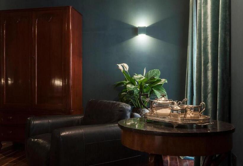 سوییت لوکس, The Coleridge Boutique Hotel In Valletta