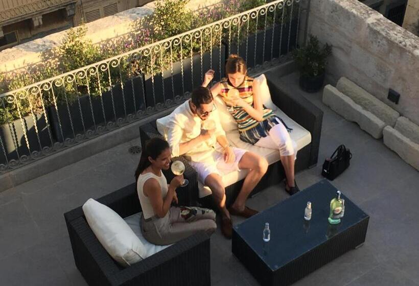 اتاق استاندارد با وان آب گرم, The Coleridge Boutique Hotel In Valletta