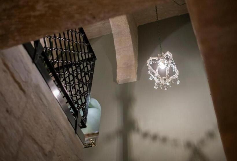 آپارتمان دوبلکس 1 خوابه, The Coleridge Boutique Hotel In Valletta