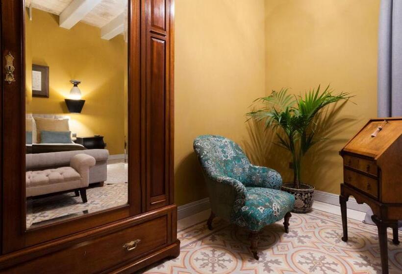 سوئیت با بالکن, The Coleridge Boutique Hotel In Valletta
