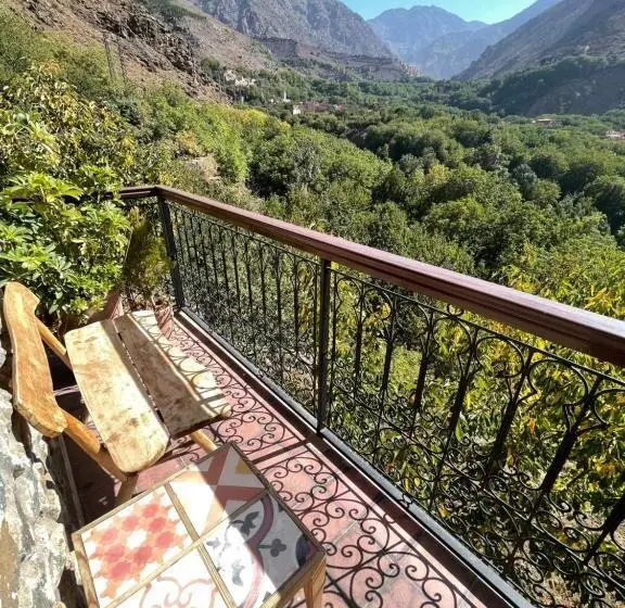 Standard Kolmen Hengen Huone Parveke, Riad Atlas 4 Seasons