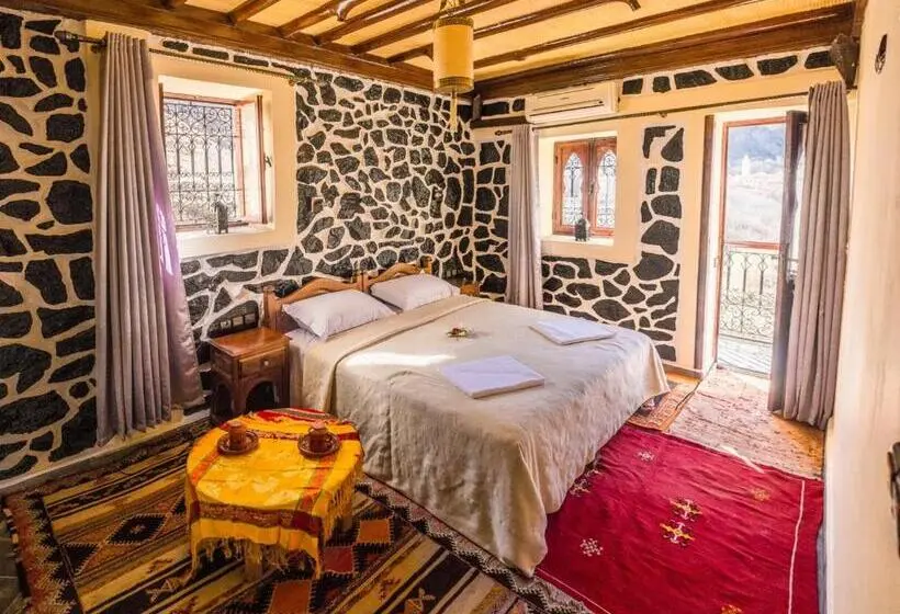 Standard Kolmen Hengen Huone Parveke, Riad Atlas 4 Seasons