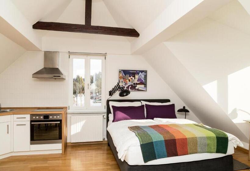 Номер Deluxe, Bahnhof Thalfang