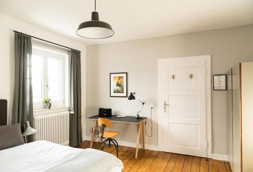 Номер Deluxe, Bahnhof Thalfang