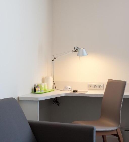 4인용 스탠다드 룸, Campanile Limoges Centre Gare