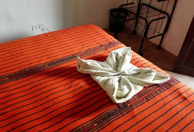 اتاق استاندارد یک تخته با سرویس بهداشتی مشترک, Cristales De Antigua Hotel Cristal