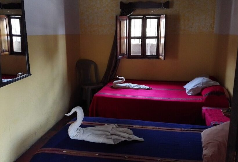 اتاق استاندارد سه تخته با سرویس بهداشتی مشترک, Cristales De Antigua Hotel Cristal