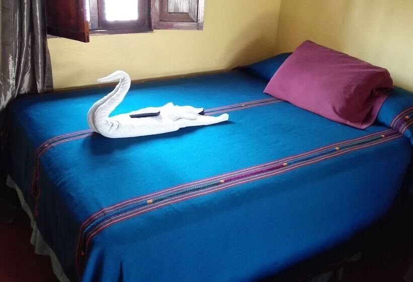 اتاق استاندارد سه تخته با سرویس بهداشتی مشترک, Cristales De Antigua Hotel Cristal