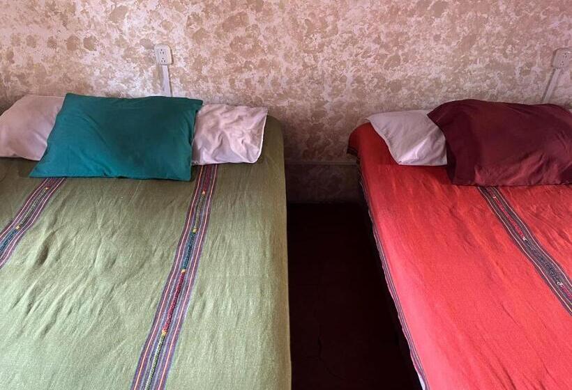 اتاق استاندارد سه تخته با سرویس بهداشتی مشترک, Cristales De Antigua Hotel Cristal