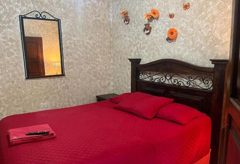 اتاق استاندارد یک نفره, Cristales De Antigua Hotel Cristal