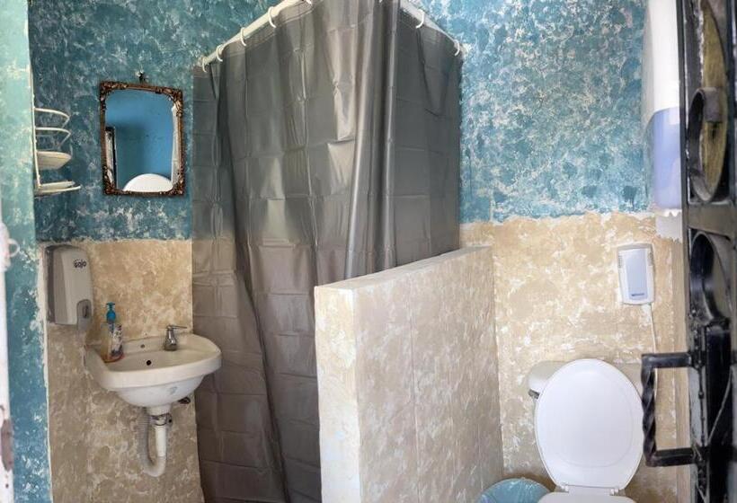 اتاق استاندارد چهارنفره با سرویس بهداشتی مشترک, Cristales De Antigua Hotel Cristal