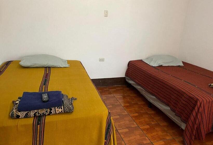 Economy Triple Room, Cristales De Antigua Hotel Cristal