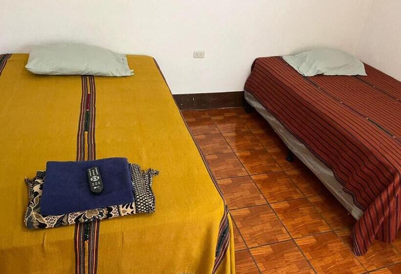 Economy Quadruple Room, Cristales De Antigua Hotel Cristal