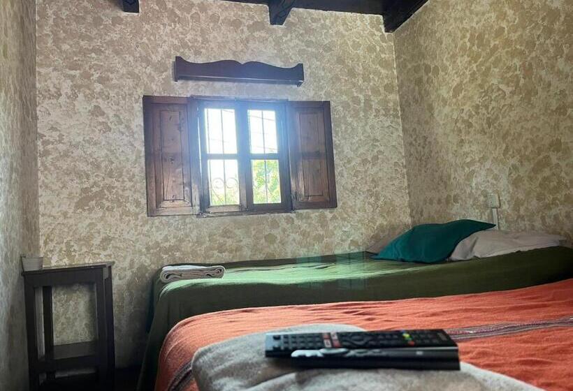 اتاق استاندارد سه تخته با سرویس بهداشتی مشترک, Cristales De Antigua Hotel Cristal