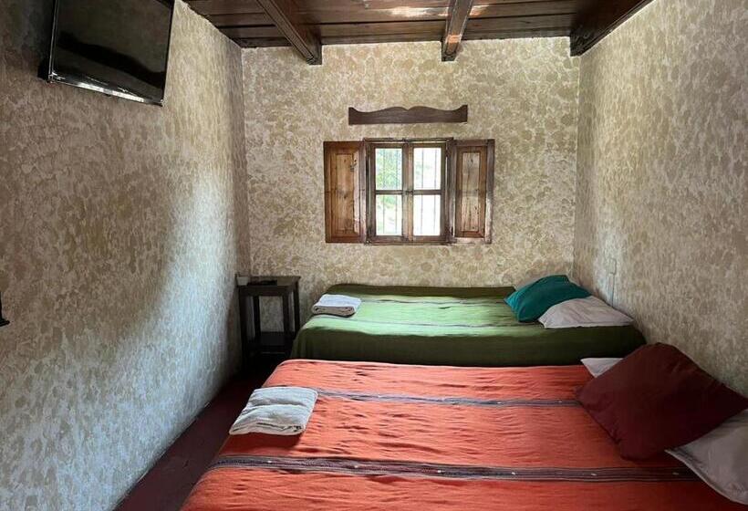 اتاق استاندارد سه تخته با سرویس بهداشتی مشترک, Cristales De Antigua Hotel Cristal