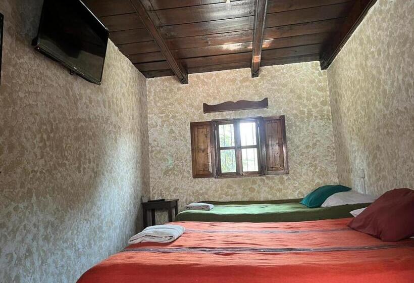 اتاق استاندارد سه تخته با سرویس بهداشتی مشترک, Cristales De Antigua Hotel Cristal