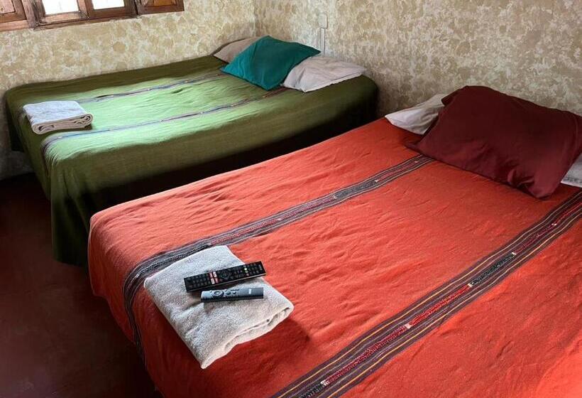 اتاق استاندارد چهارنفره با سرویس بهداشتی مشترک, Cristales De Antigua Hotel Cristal