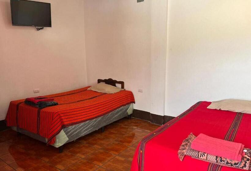 Economy Triple Room, Cristales De Antigua Hotel Cristal