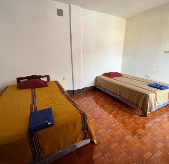 Economy Quadruple Room, Cristales De Antigua Hotel Cristal
