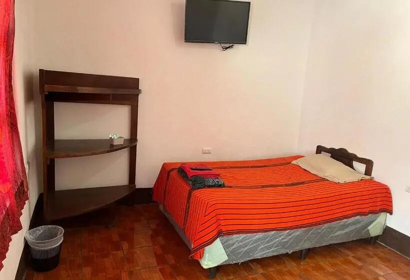 Economy Quadruple Room, Cristales De Antigua Hotel Cristal