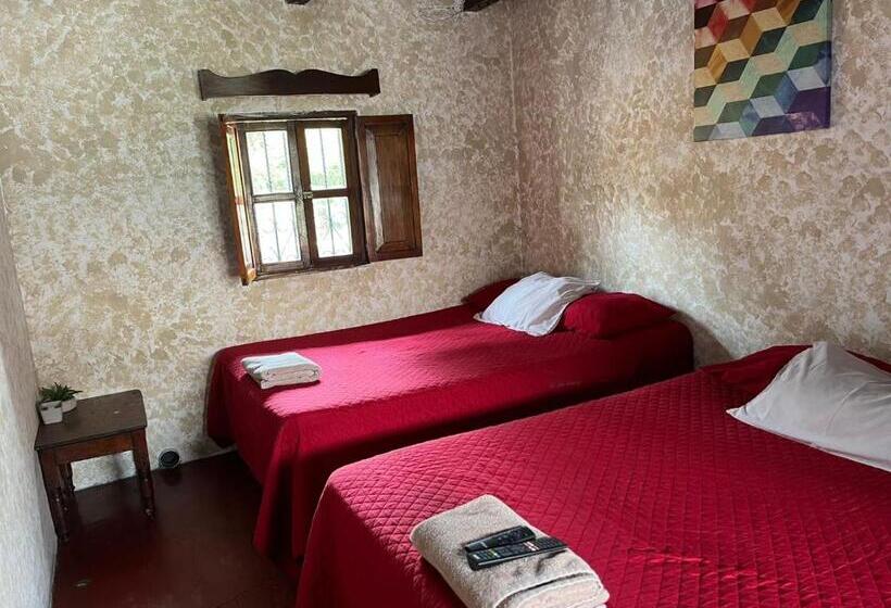 اتاق استاندارد سه تخته با سرویس بهداشتی مشترک, Cristales De Antigua Hotel Cristal