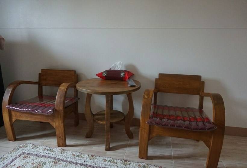 Номер Стандарт, Maesot Siri