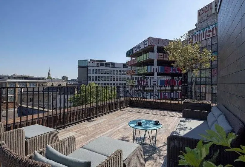 テラス付きジュニアスイート, Virgin Hotels London   Shoreditch