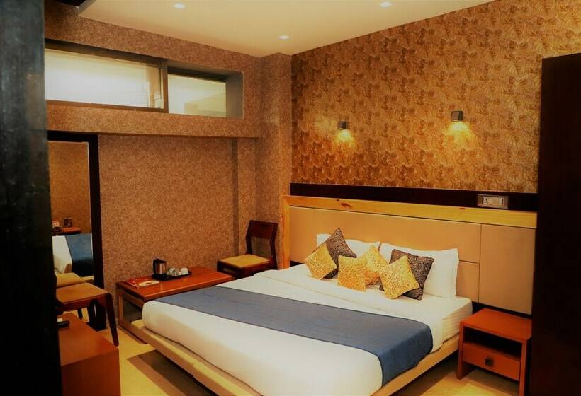 غرفة ديلوكس, The Ashoka