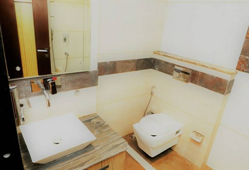 غرفة ديلوكس, The Ashoka