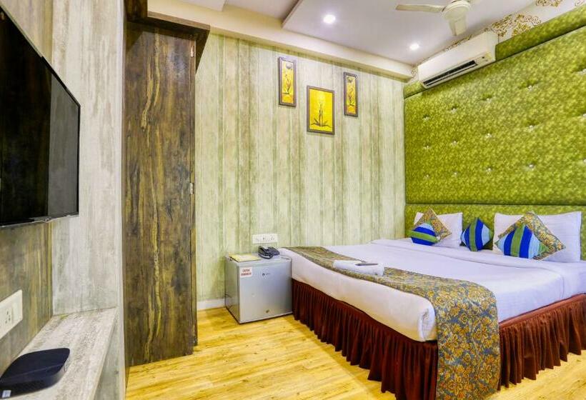 غرفة ديلوكس, The Ashoka