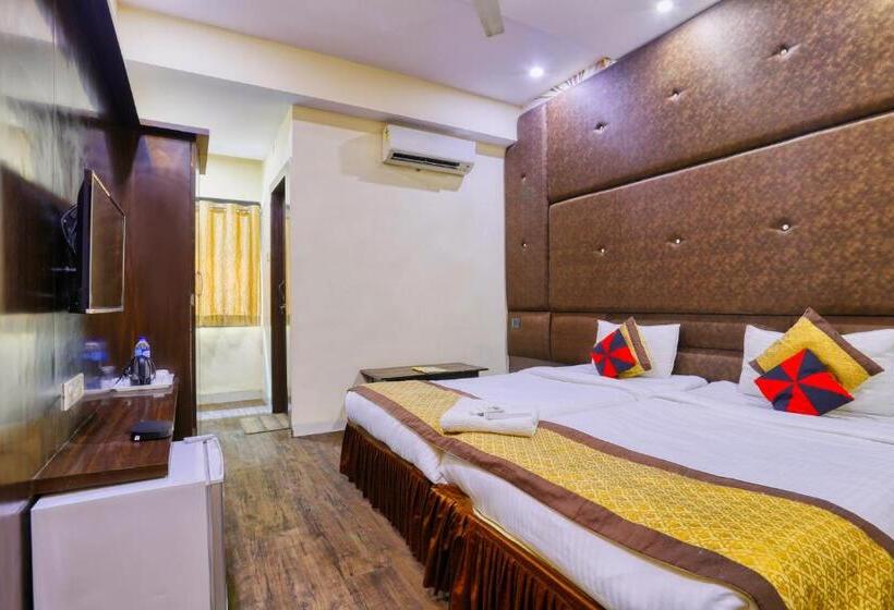 غرفة ديلوكس, The Ashoka