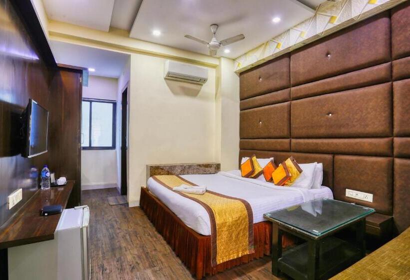 غرفة ديلوكس, The Ashoka