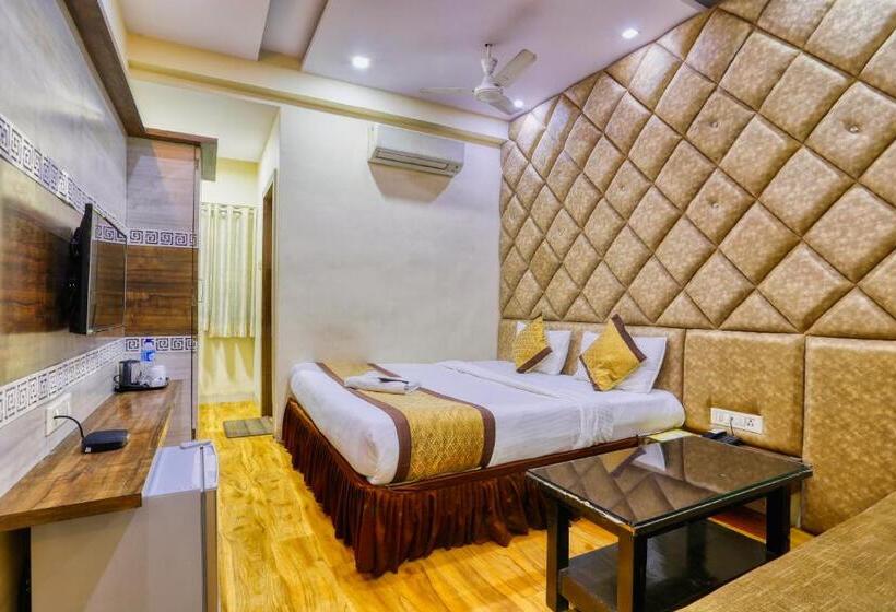 غرفة ديلوكس, The Ashoka