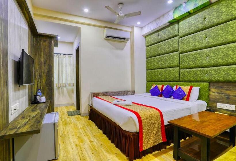 غرفة ديلوكس, The Ashoka