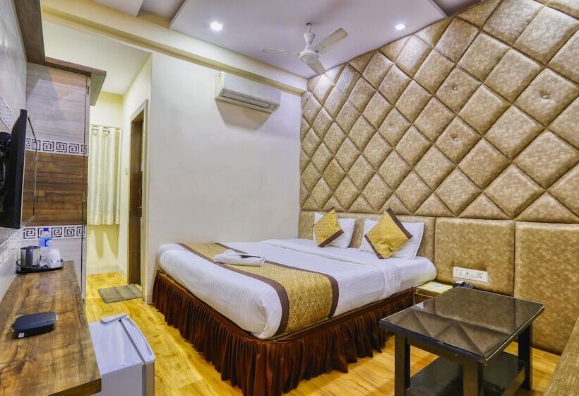 غرفة ديلوكس, The Ashoka