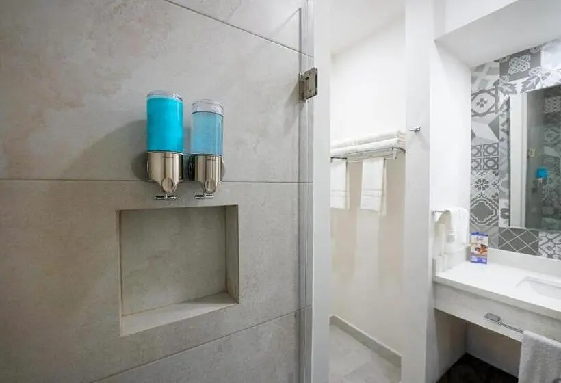 Standard-huone King-vuode, Laguna Shores Resort