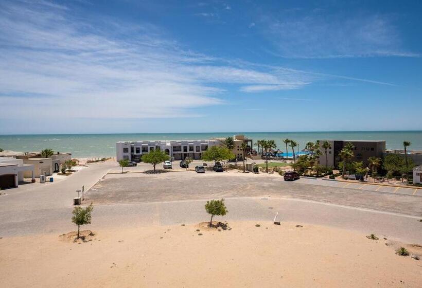דירת פנטהאוז 1 חדרי שינה, Laguna Shores Resort