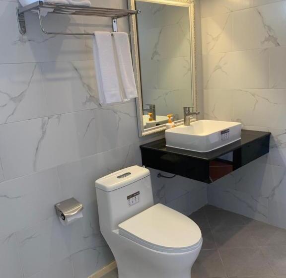 חדר סטנדרט לשלושה עם נוף לגינה, Soon Noeng Resort Koh Rong Sanloem