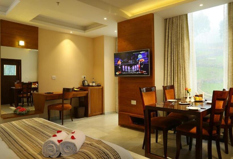 اتاق لوکس با تخت بزرگ, Blanket Hotel & Spa