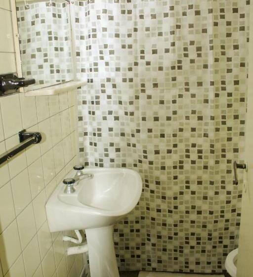 Family Suite, Avenida