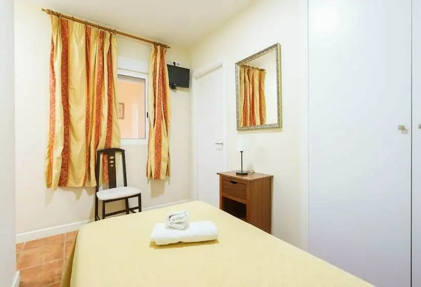 اتاق استاندارد یک نفره, Carlos V Jerez By Vivere Stays