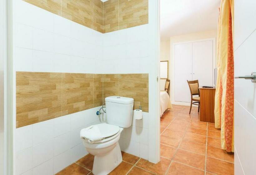 Quarto standard, Carlos V Jerez By Vivere Stays