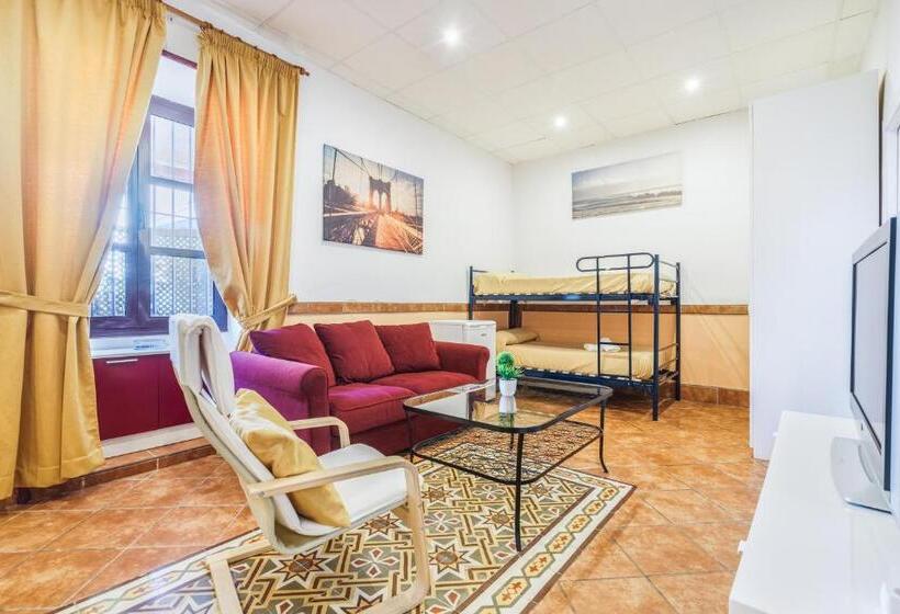 Quarto Familiar, Carlos V Jerez By Vivere Stays