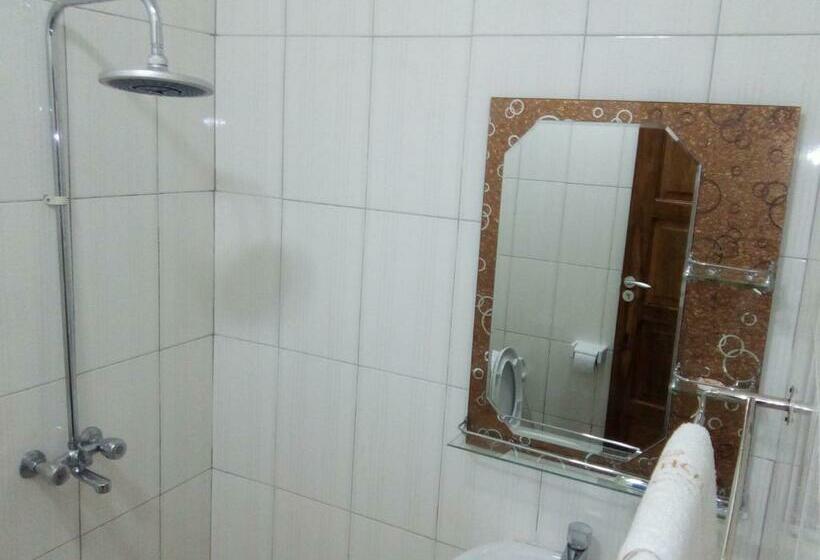 חדר דלוקס, Cashewnut