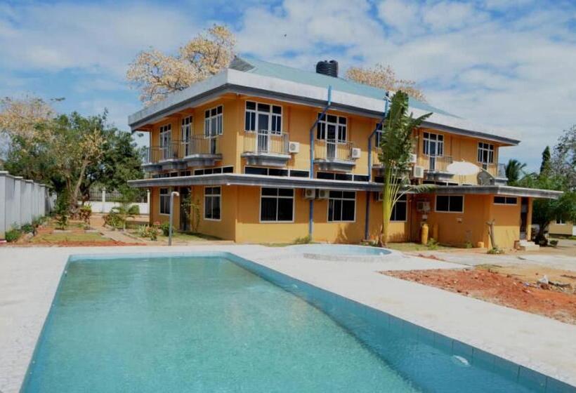 סוויטה אקזקיוטיב, Cashewnut