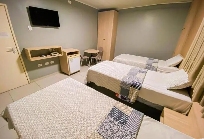 デラックスの４人部屋, Pequeno Principe