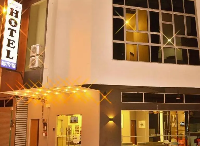 اتاق لوکس, Senrose Hotel Kuantan