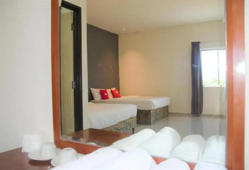 سوییت خانوادگی, Senrose Hotel Kuantan