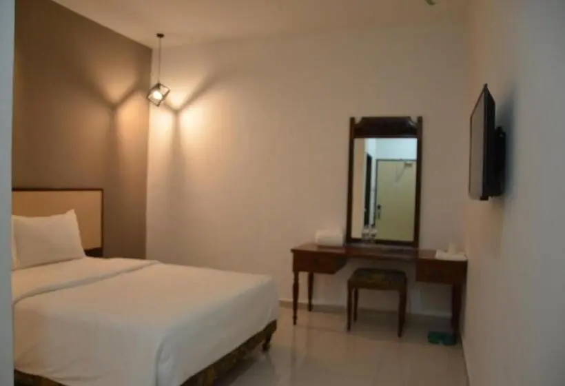 اتاق لوکس با تخت بزرگ, Senrose Hotel Kuantan